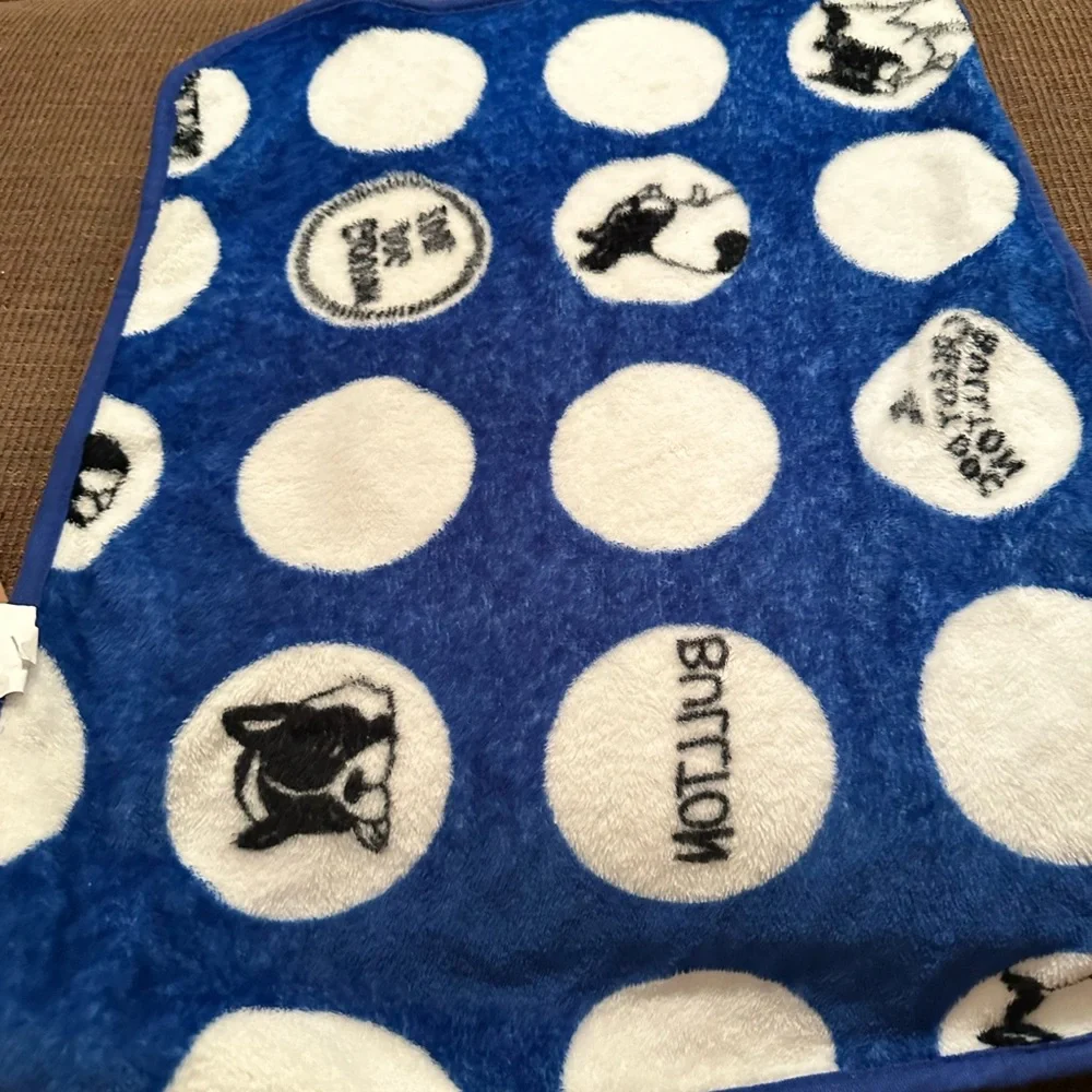 N/A dog blankets